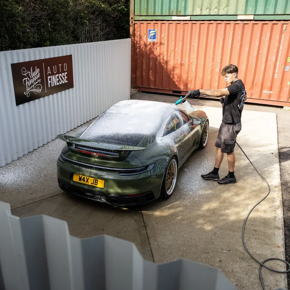 Aktivní pěna pro předmytí Auto Finesse Avalanche 5000 ml — detail produktu 3