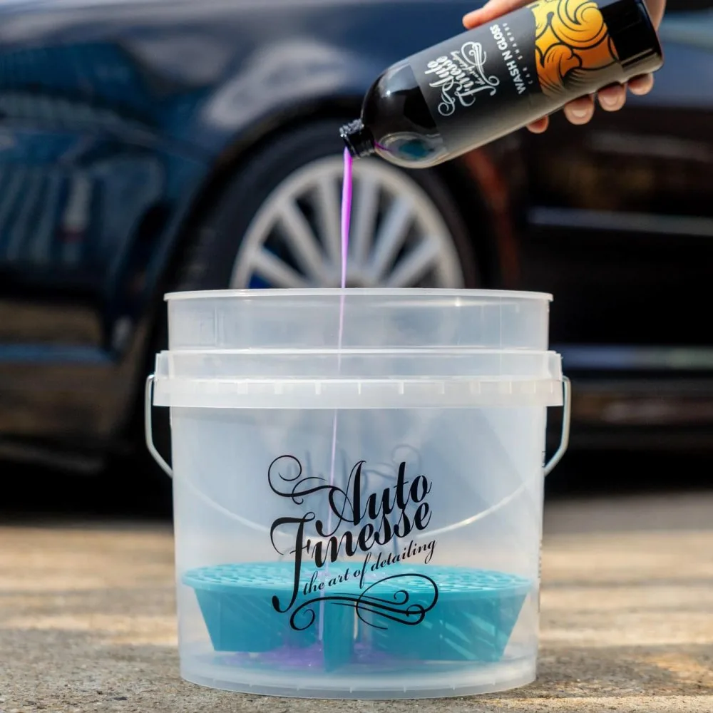 Detailingový kbelík s ochrannou vložkou Auto Finesse 16 litrů - průhledný — detail produktu 2