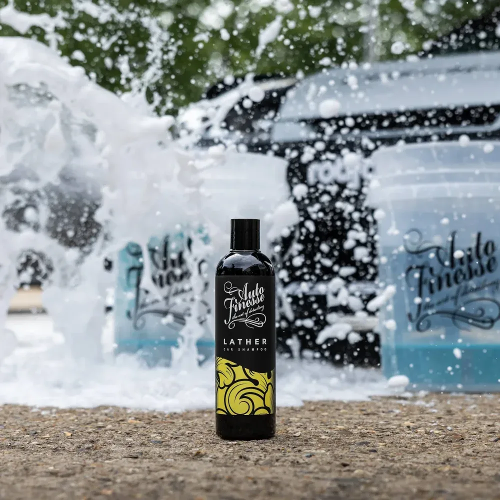 PH neutrální autošampon Auto Finesse Lather 500 ml — detail produktu 2