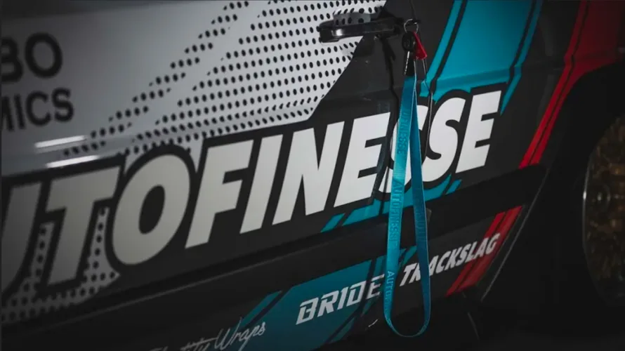 Šňůrka na klíče přes krk Auto Finesse - žlutá — detail produktu 2
