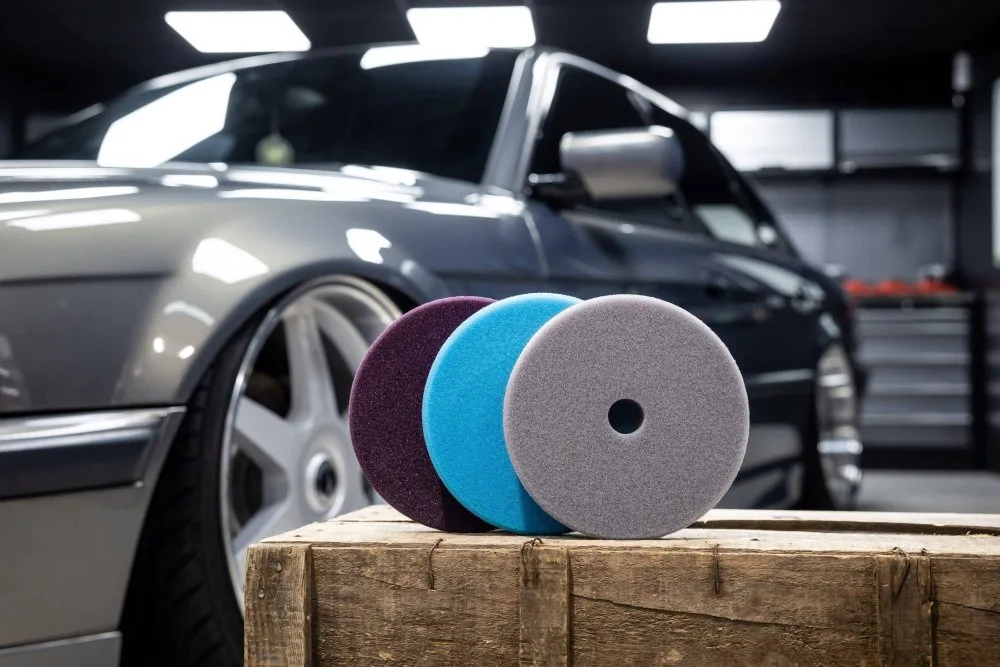 Tvrdý leštící kotouč Auto Finesse Heavy Cutting Pad No:36 (140 mm) — detail produktu 4